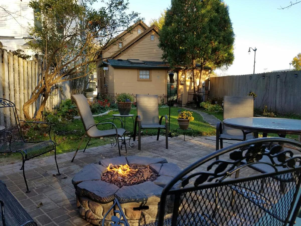 Lilly Pad Hotel Cedarburg Exterior foto