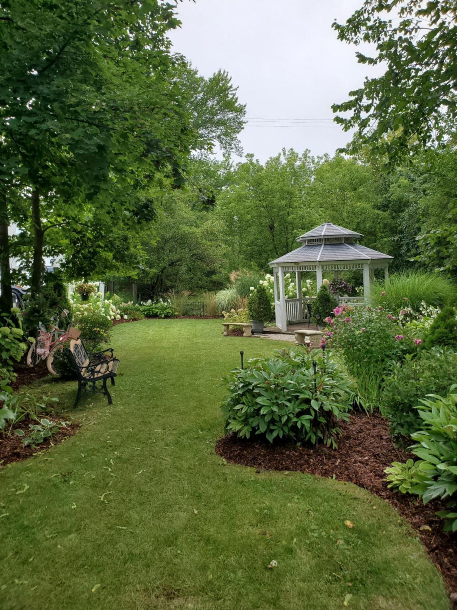 Lilly Pad Hotel Cedarburg Exterior foto