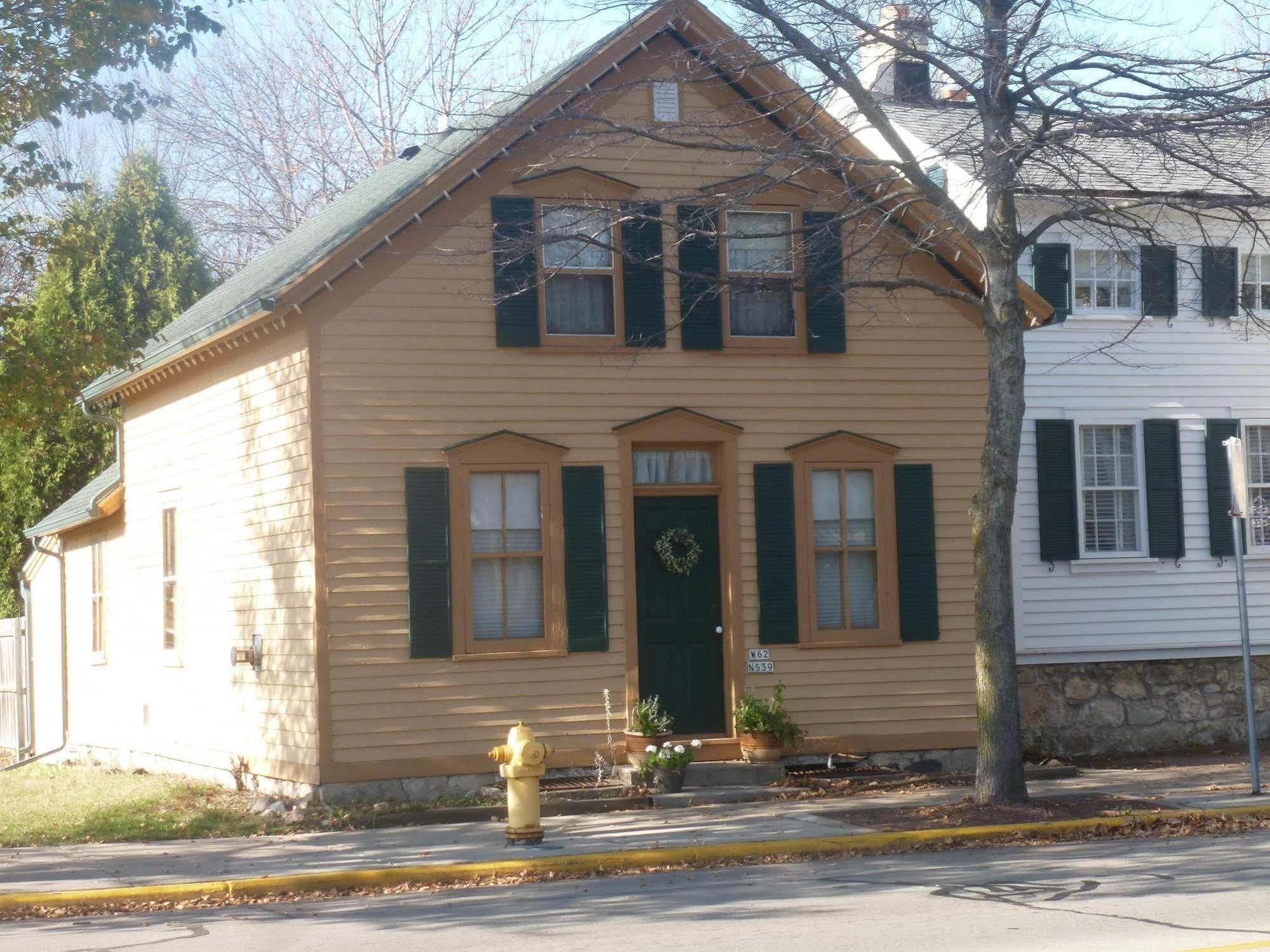 Lilly Pad Hotel Cedarburg Exterior foto